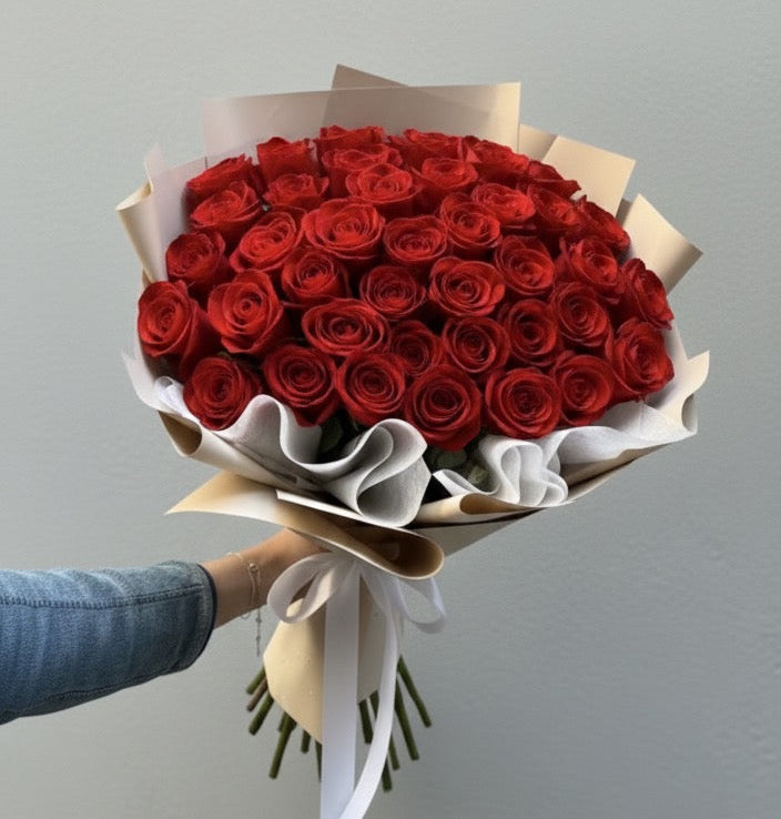 Ramo 48 Rosas
