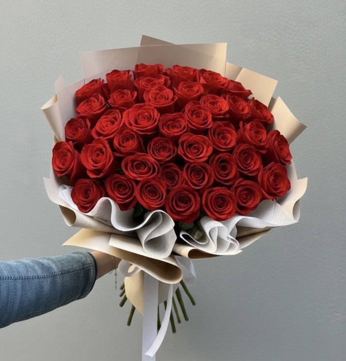 Ramo 48 Rosas